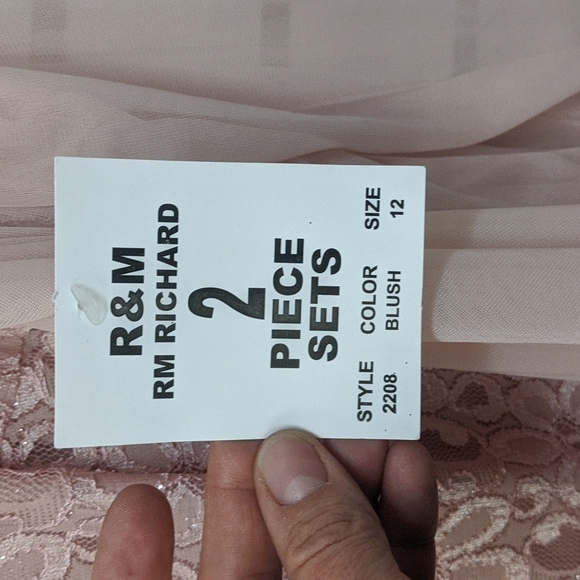 NWT, pink / blush colored dress two-piece set R&M Richard - Picture 4 of 14